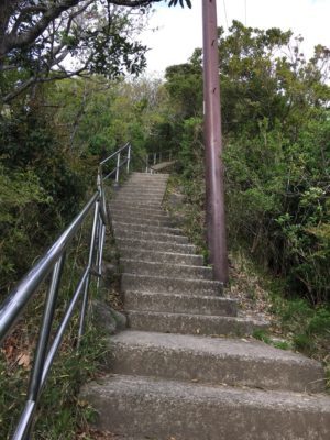 千葉県のラピュタ！鋸山、きつい階段