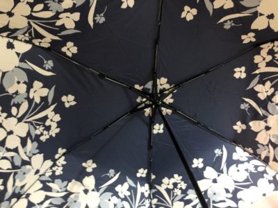 花柄の傘