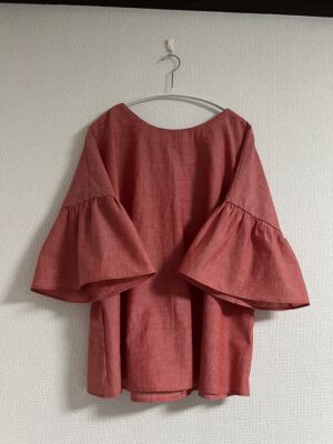 ナチュラルさんのブラウス